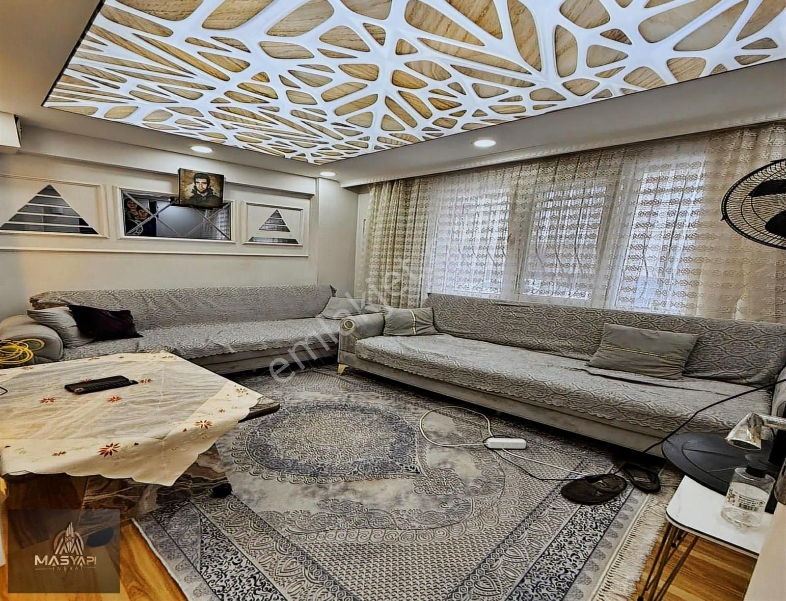Esenyurt Üçevlerde Satılık 2+1 Yuksek Giriş Daire