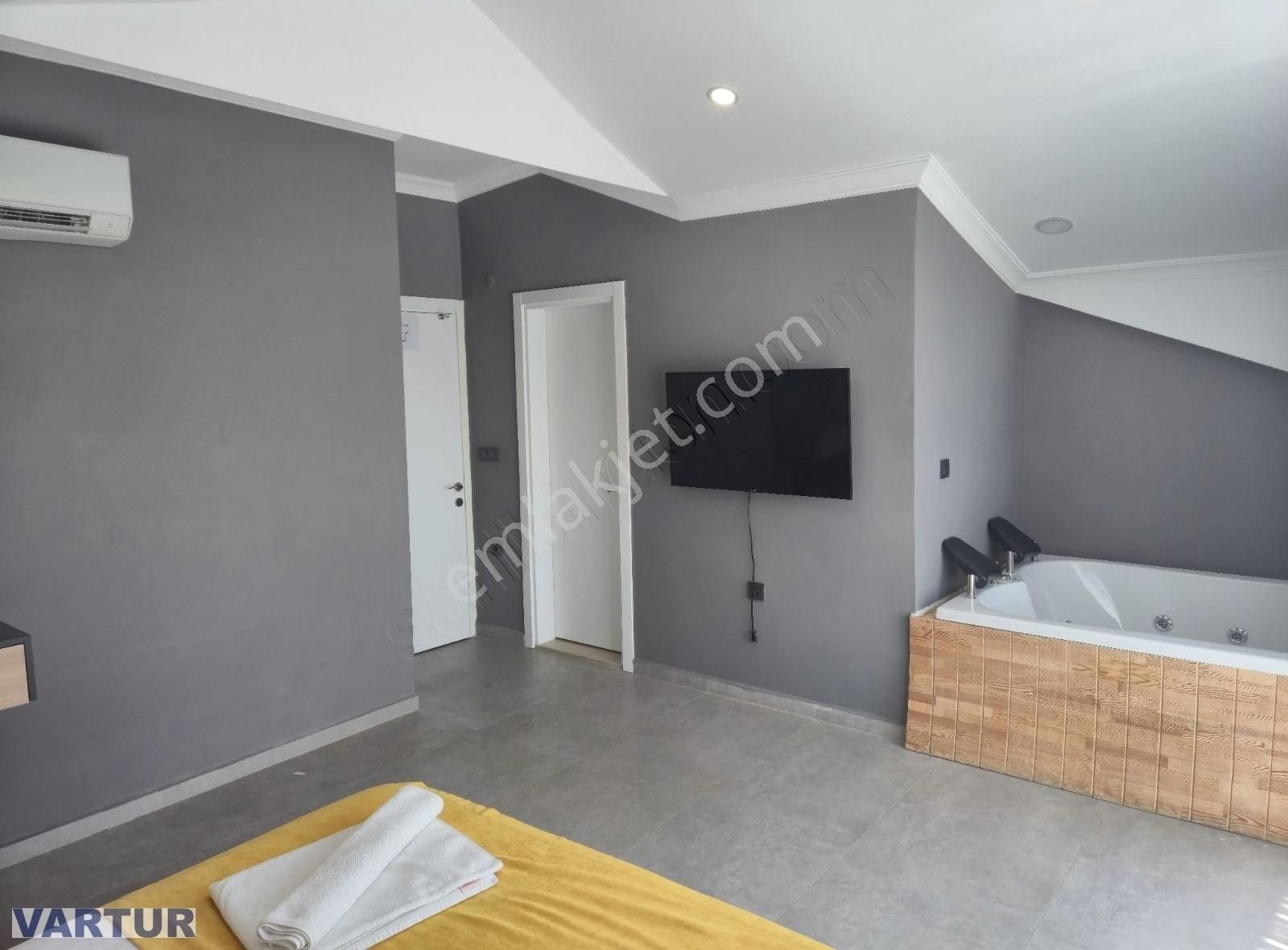 Karagedik Te Satılık Lüx 4+1 Villa