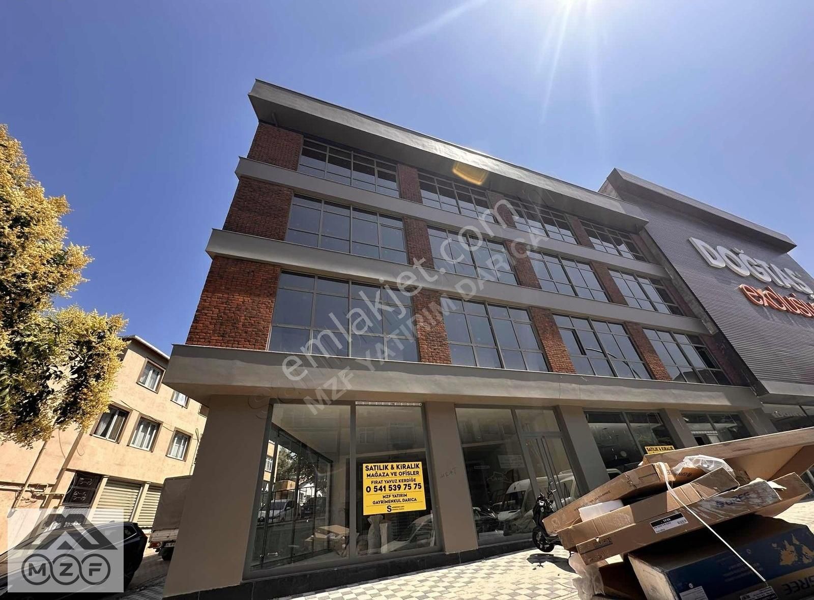 İstasyon Cad. 183m2 Cadde'ye Çift Cephe Satılık Ofis