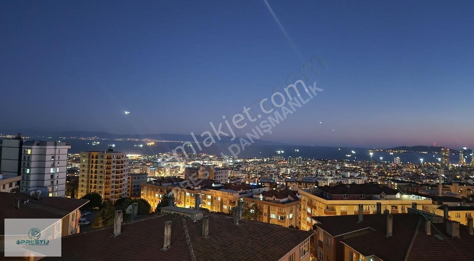 Pendik Çinardere Mahallesi Satılık Manzaralı 3+1 Ebeveyn Banyolu