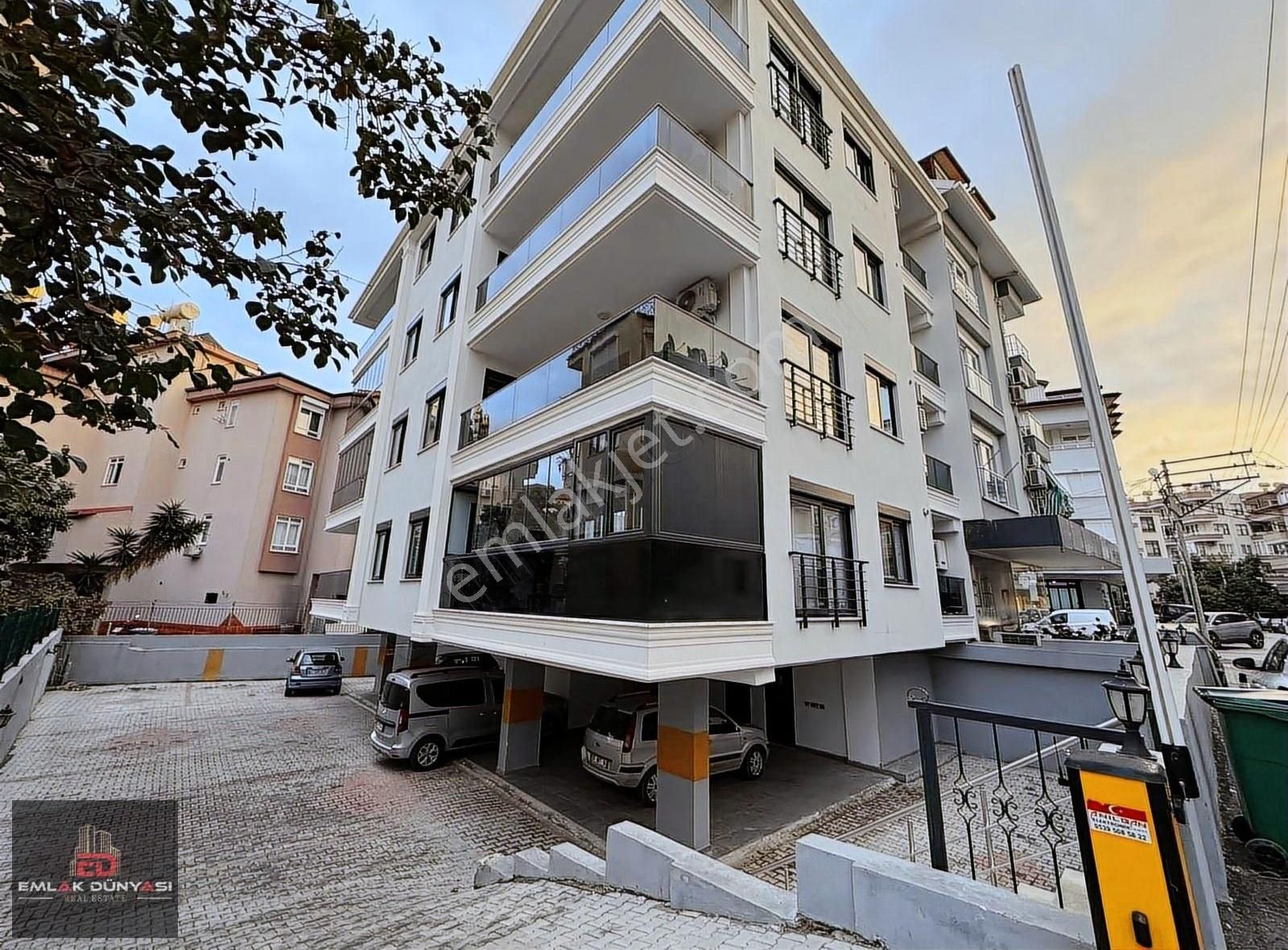 Alanyada 2+1 Acil Satılık Dairemiz Denize Sadece 600 Metre !!!