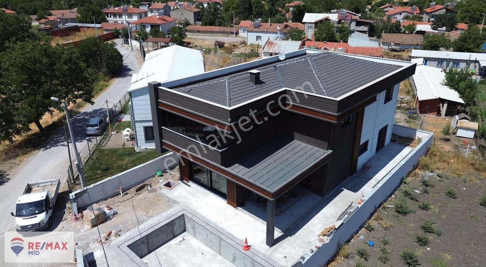 Remax Mıd Balıkesır Altıeylül Satılık Vılla