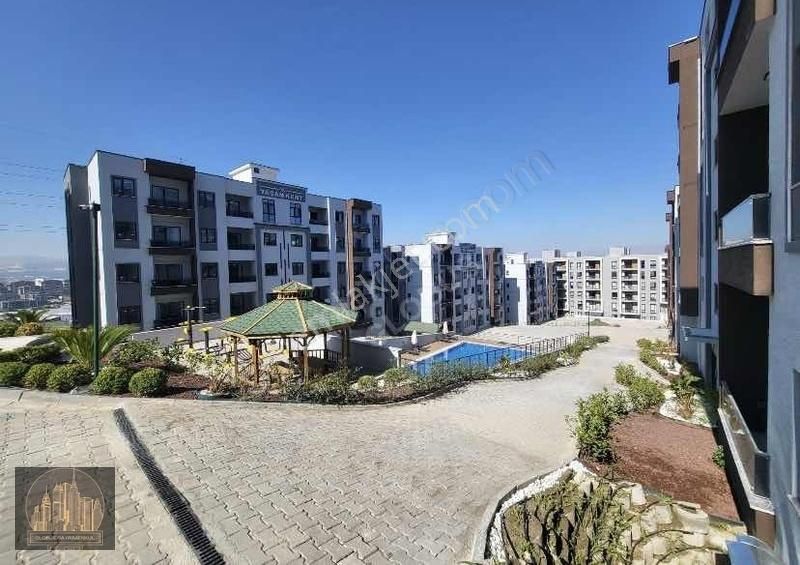 Yeni Yerleşim Bölgesinde Lüks Sitede Aile Yaşamına Uygun Daire - Görsel 15