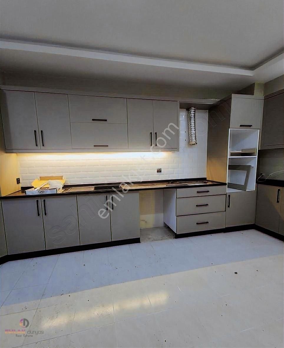 Antalya Şirinyalıda Satlık 3+1
