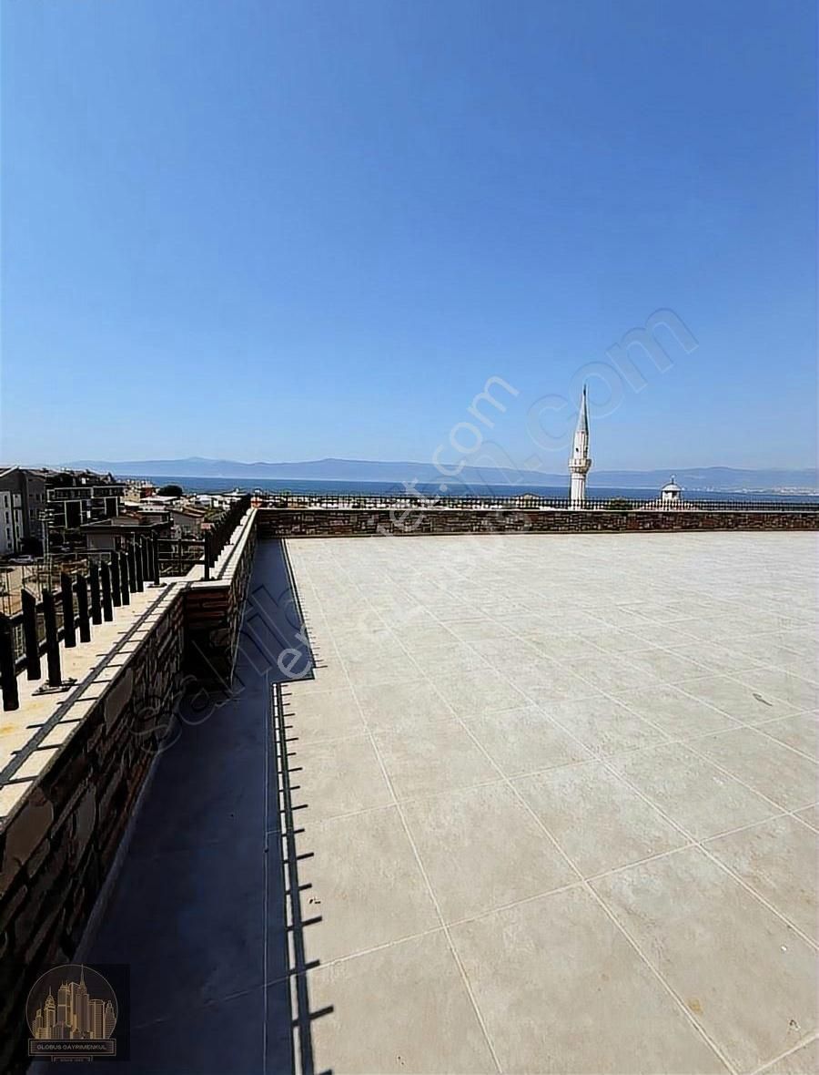 Gemlik'te Denize Nazır Havuzlu 2+1 Yüksek Giriş Daire - Görsel 15