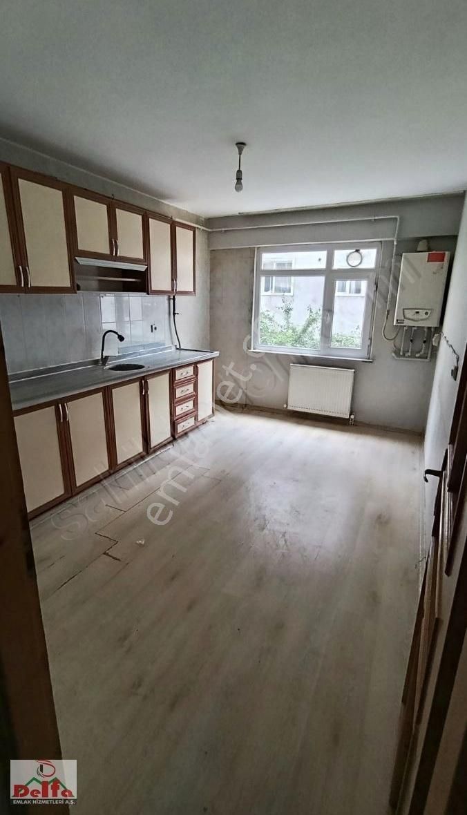 Delfa Yapıdan Fırsat! Yürüyüş Yolunda Kiralık 2+1 95m2 Daire