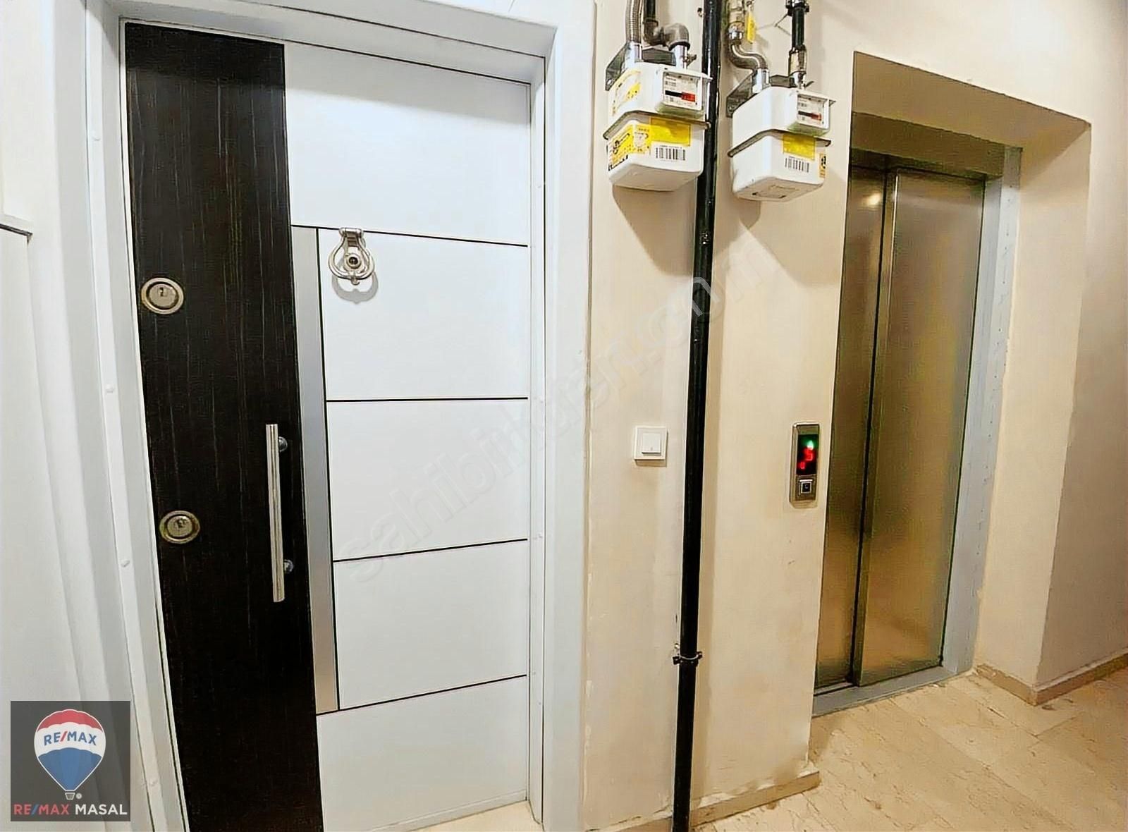 Ümraniye Armağanevler Kiralık Eşyalı 2+1 Daire