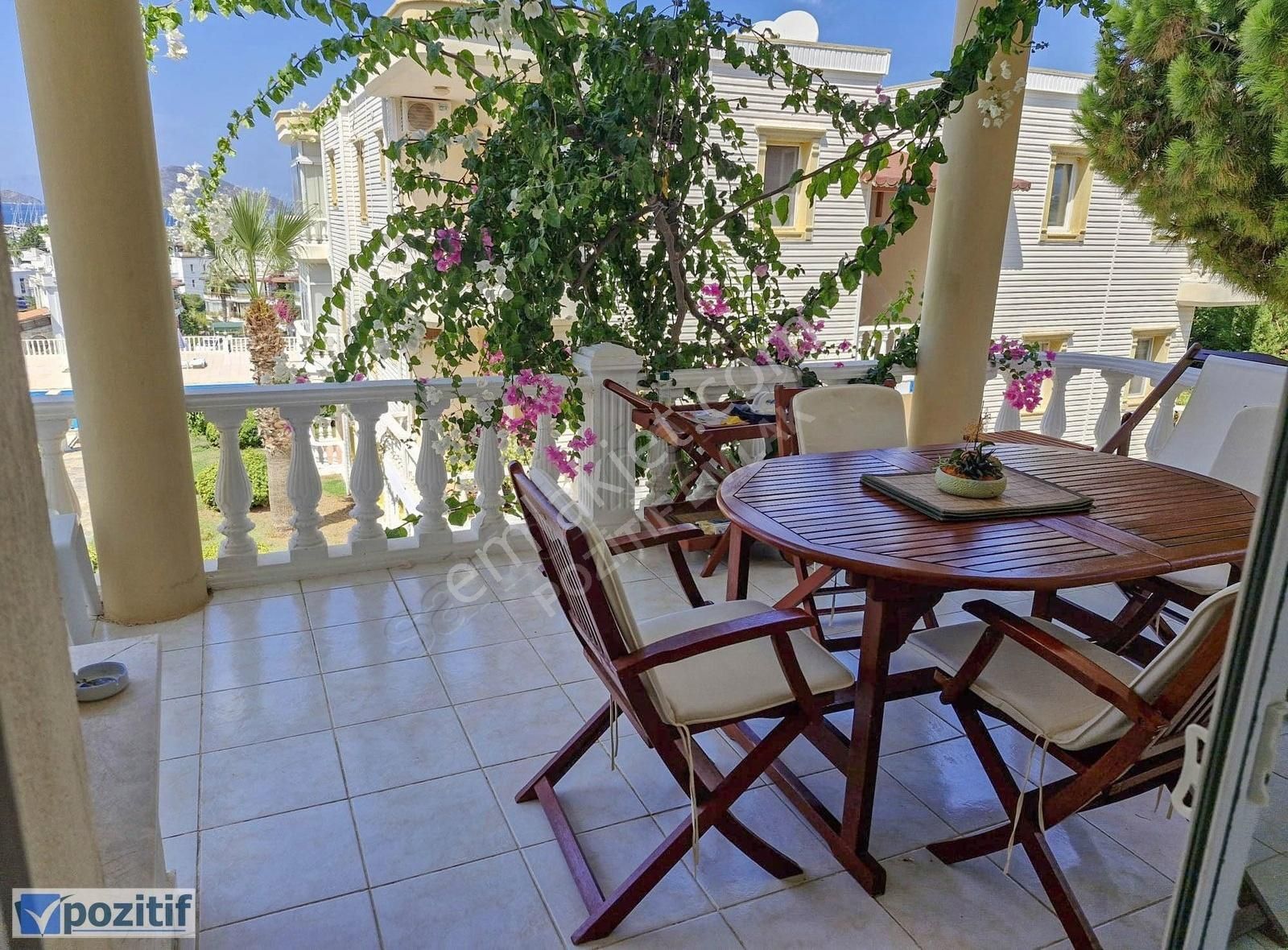 Bodrum Turgutreis'te Marinaya Yakın Deniz Manzaralı Geniş Daire - Görsel 6