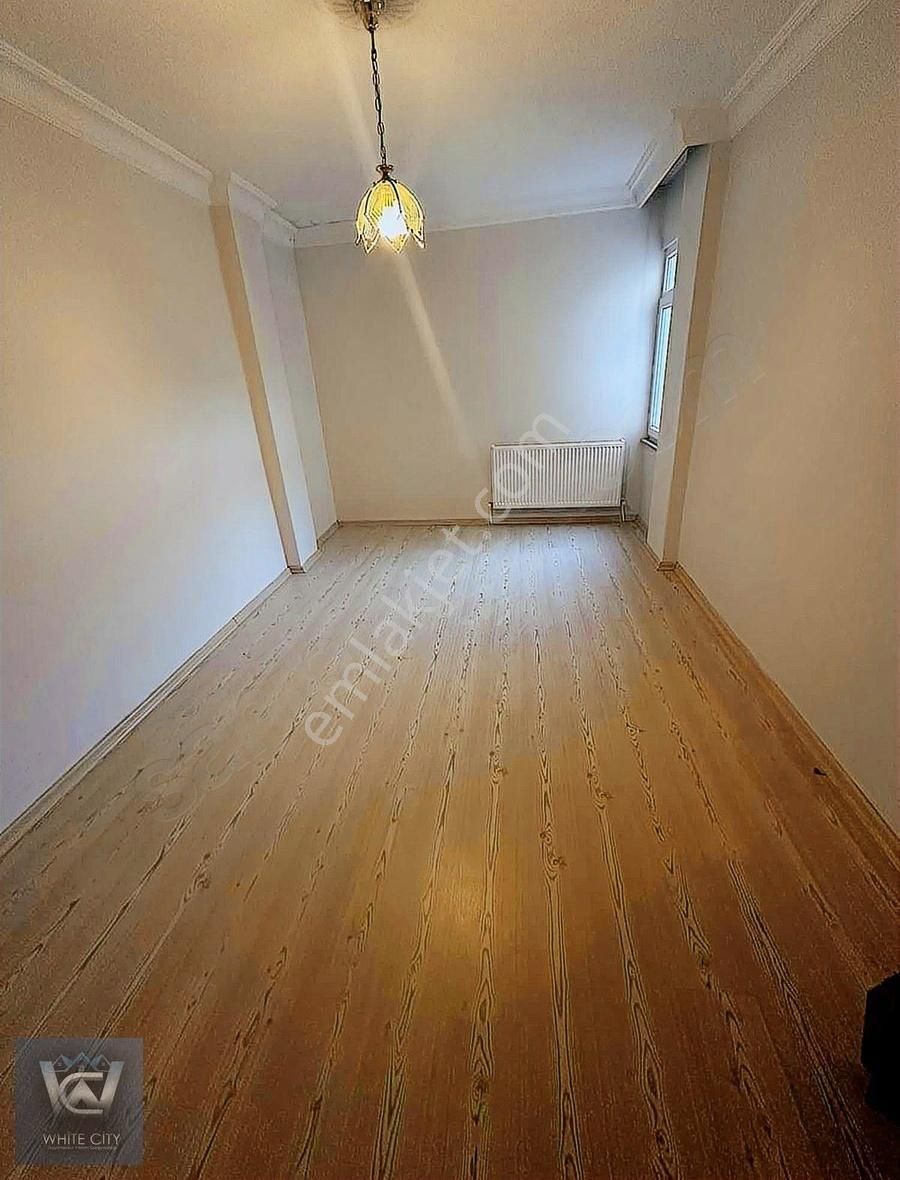 Cadde Üzeri Satılık Kelepir 2+1 Daire