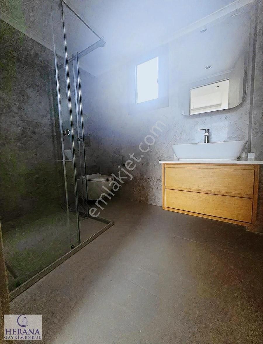 Çiftlik Villalar Bölgesinde Yeniyapı Kaliteli Şık Fourleks Villa - Görsel 12