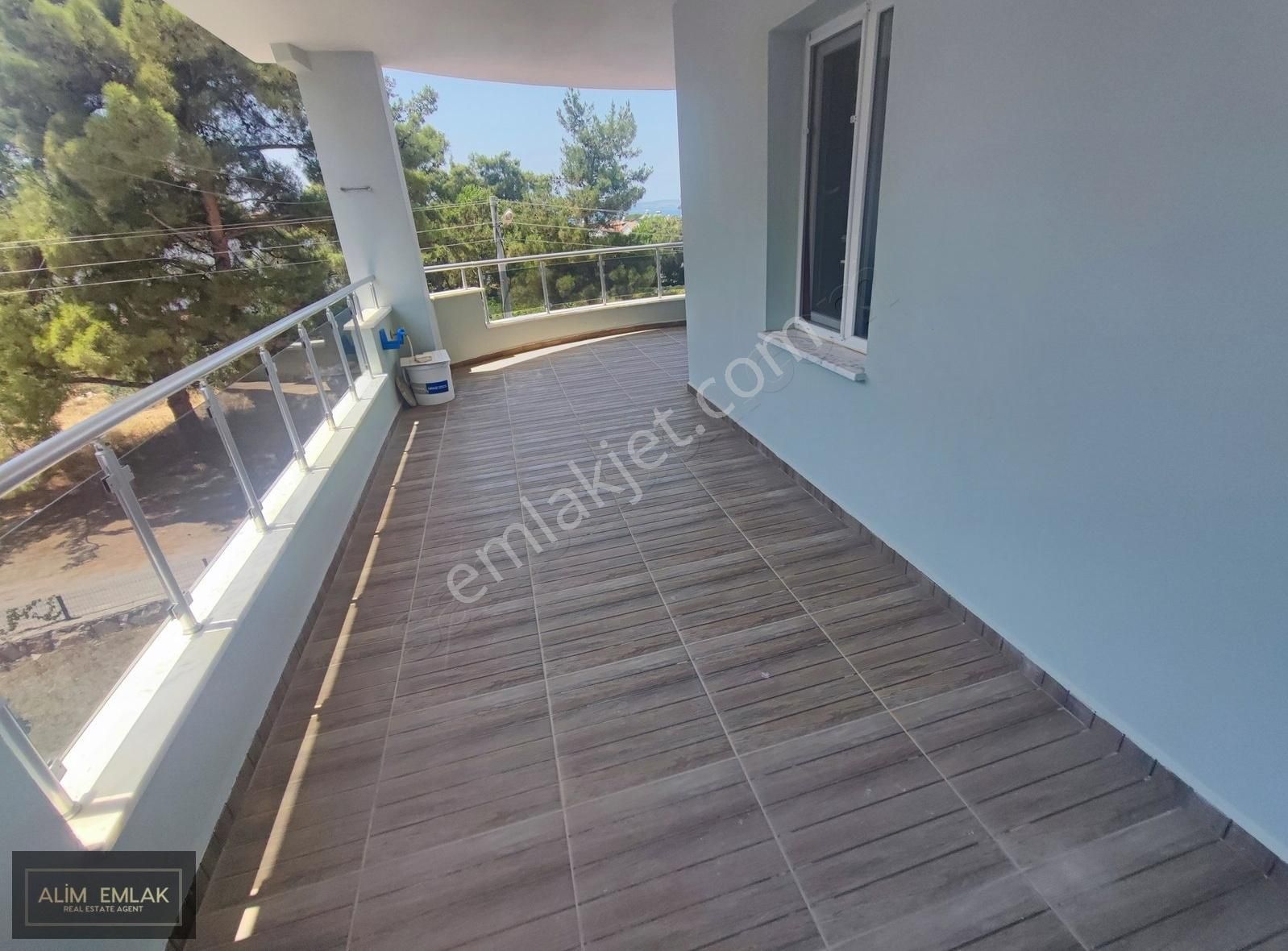 Akbük'de Denize Yakın ,önü Açık, Geniş Teras Ve Balkonlu Dubleks - Görsel 6