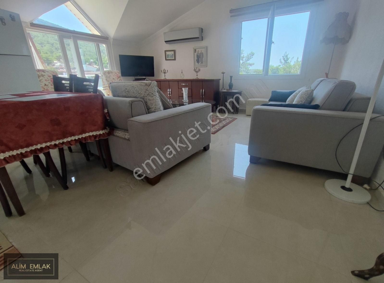 Akbük'de Denize Yakın ,önü Açık, Geniş Teras Ve Balkonlu Dubleks - Görsel 8