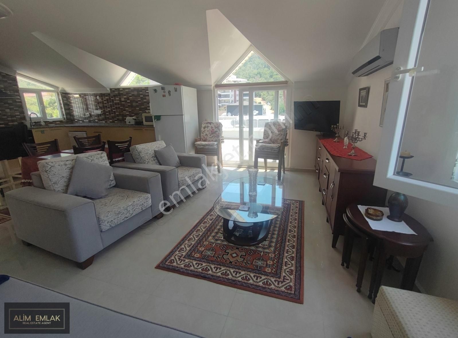 Akbük'de Denize Yakın ,önü Açık, Geniş Teras Ve Balkonlu Dubleks - Görsel 2