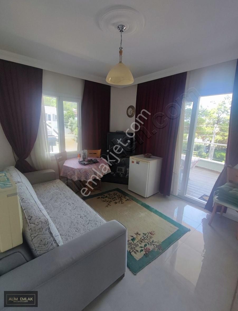 Akbük'de Denize Yakın ,önü Açık, Geniş Teras Ve Balkonlu Dubleks - Görsel 12