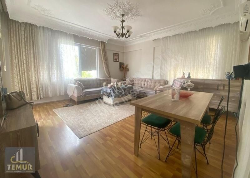 Dokuma Ulus'da Geniş Masrafsız Ferah 135 M2 3+1 Daire