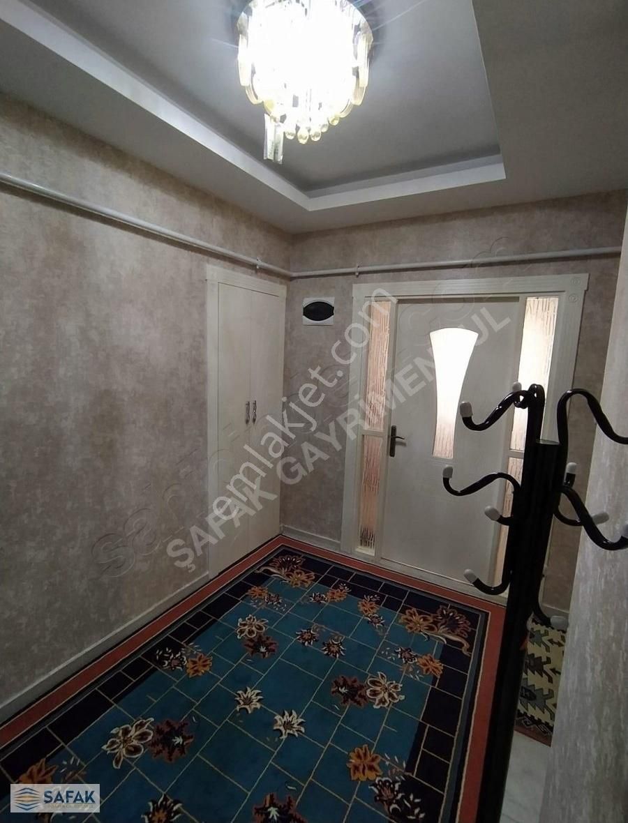 Şafak'tan İbn-i Sina'da Full Eşyalı 3+1 Kiralık Daire!!!