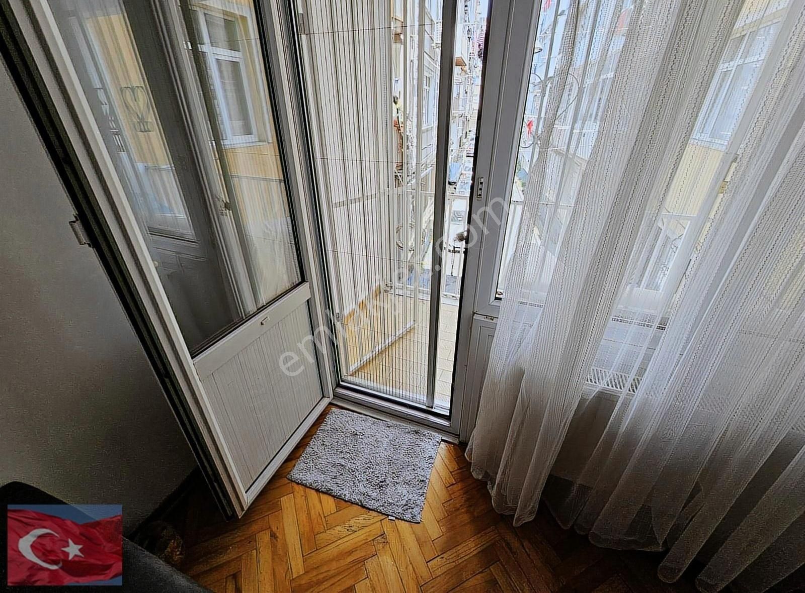 Kocamustafapaşa 120mk 3+1 Balkonlu 1.ara Kat 5.000.000tl - Görsel 10