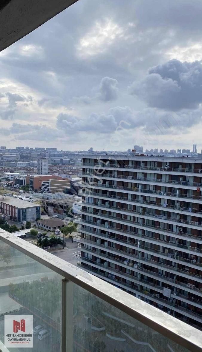 Bahçeşehir Dumankaya Modern Vadi Evleri'nde Kiralık 1+1 Daire