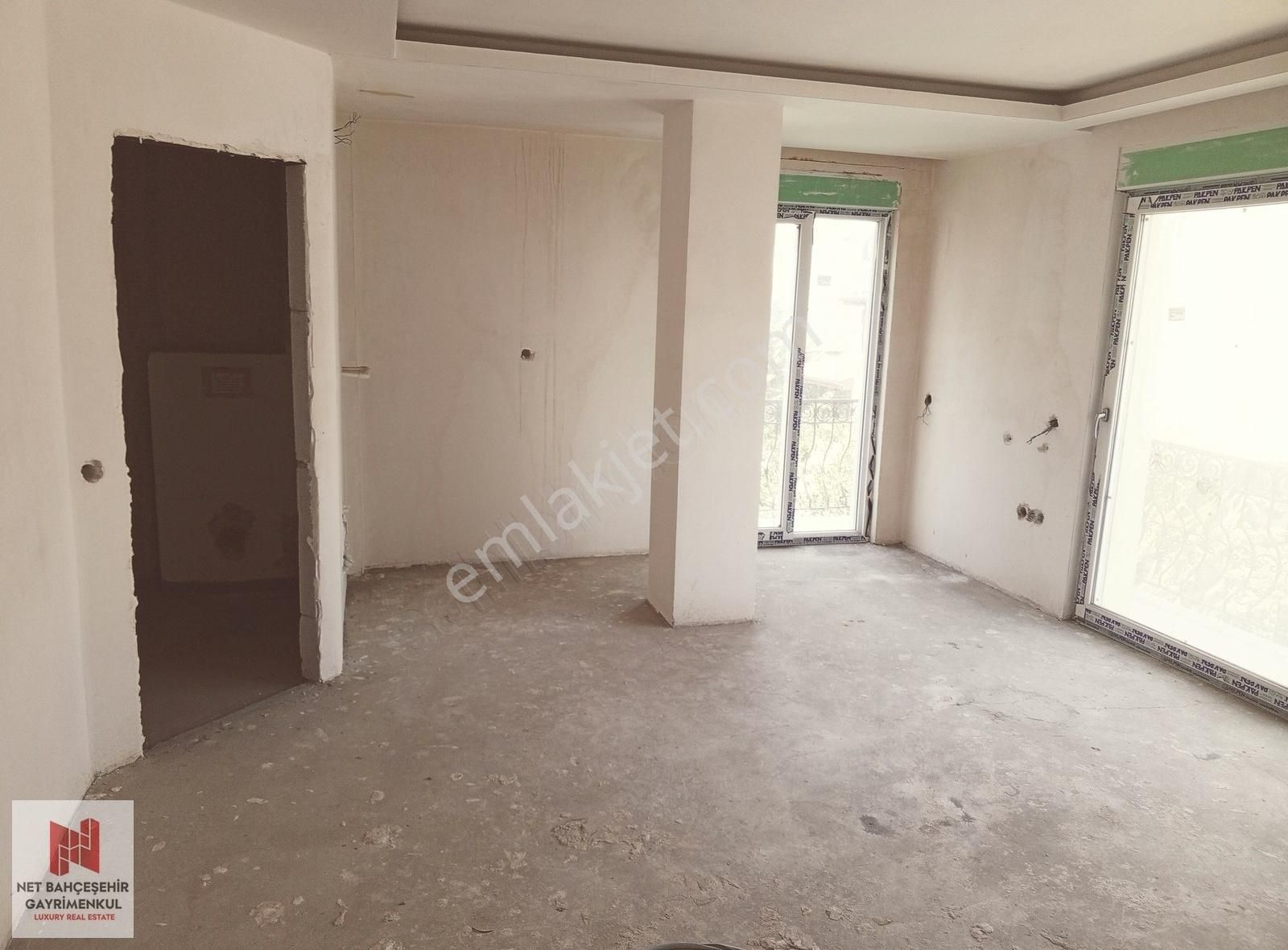 Antalya Güzeloba Satılık Dubleks 2+1 Daire Barınaklar Mevkii!
