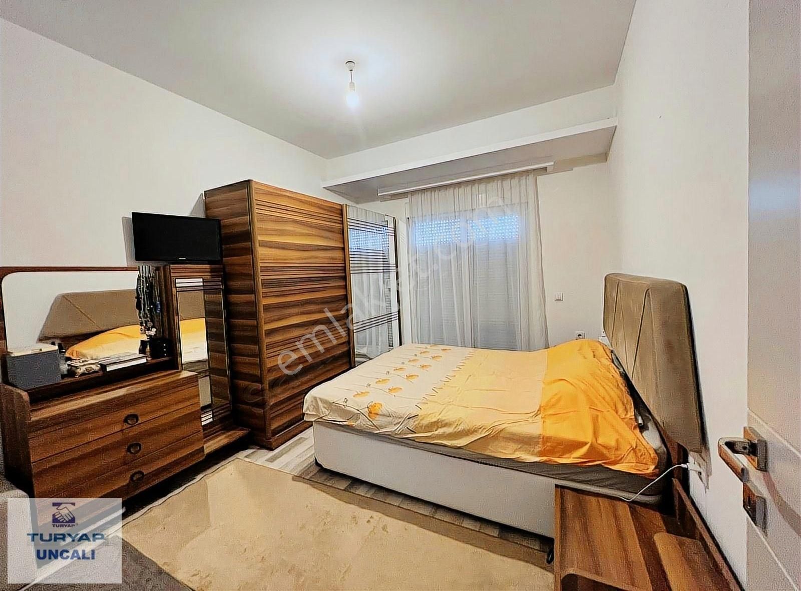 Antalya Gülveren Konutları'nda Satılık 2+1 Ara Kat Daire
