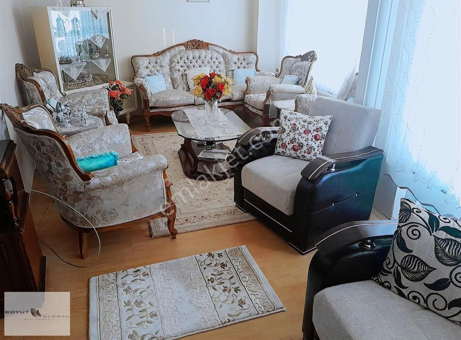 Boyut Global'den Ziya Paşa Caddesi Üzerinde Eşyalı Daire