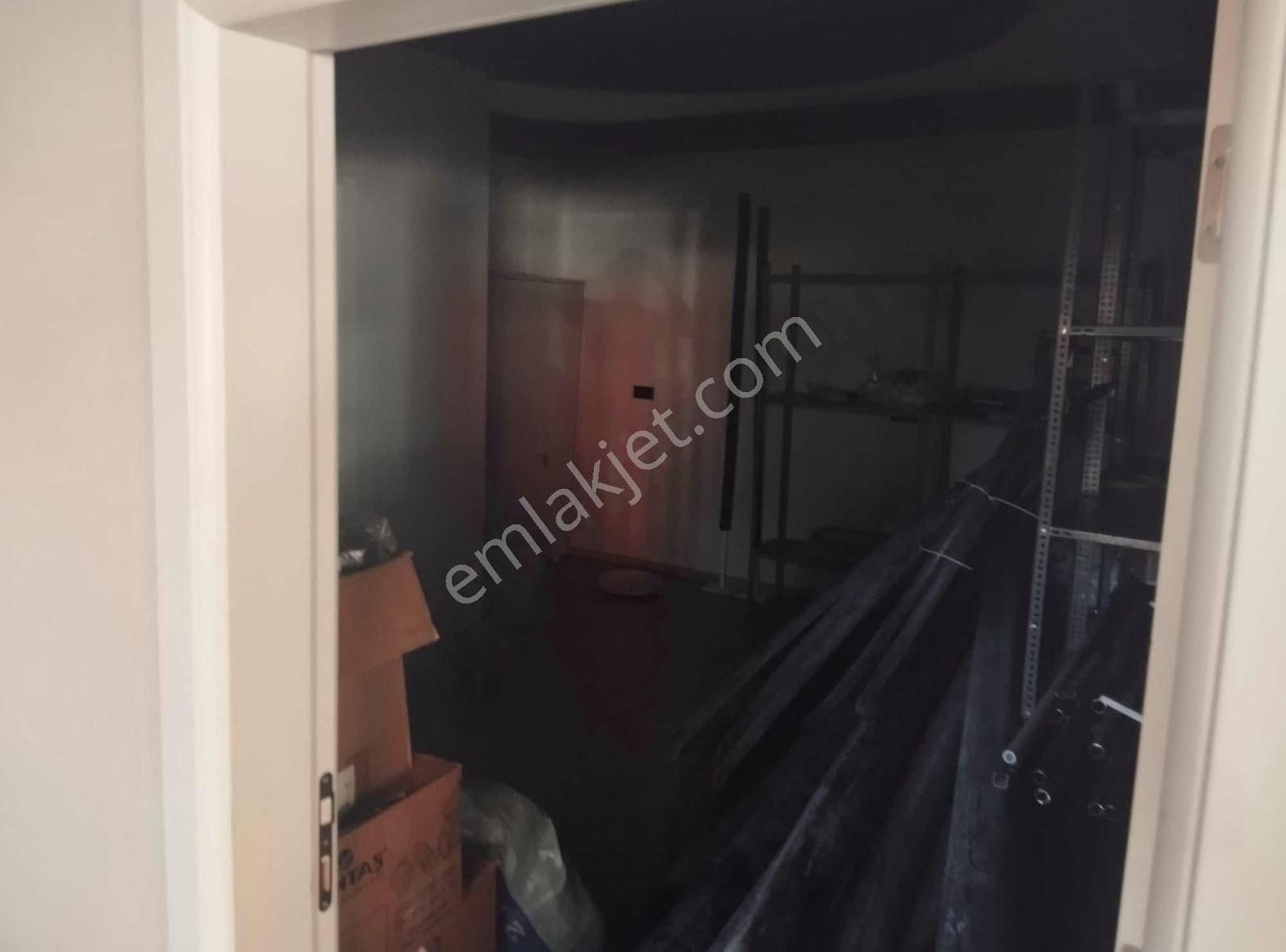 Karabağlar Belediyesinin Yanında Yatırımlık Dükkan - Görsel 3