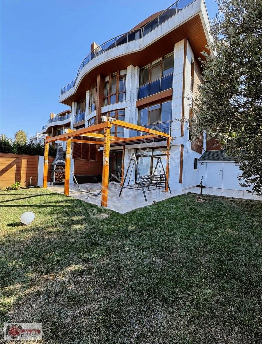 Yalova Termal Akköyde Eşsiz Deniz Manzaralı 5+2 Müstakil Villa