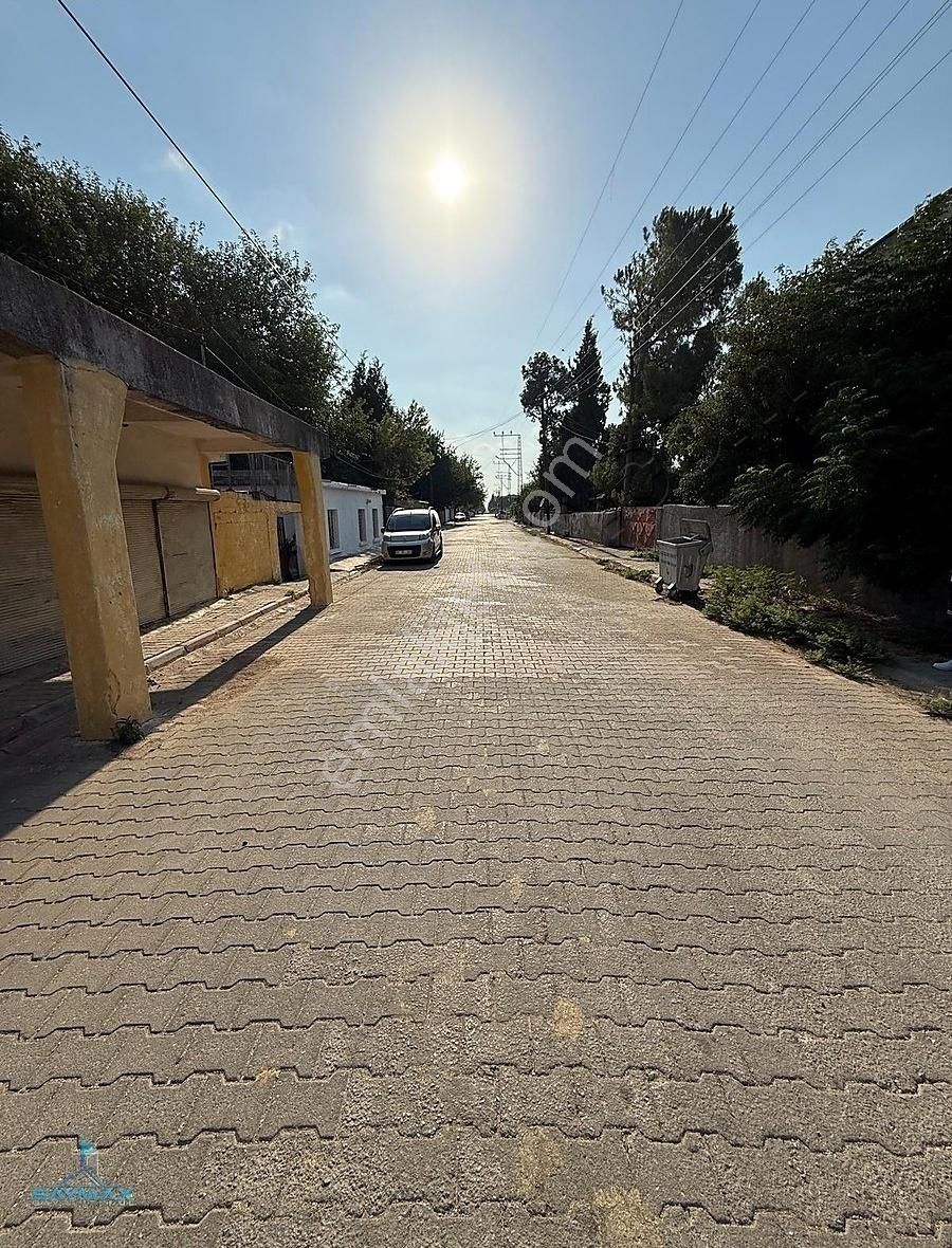Yakapınar Misis Merkez'de 820 M2 Tek Tapu Satılık Arsa