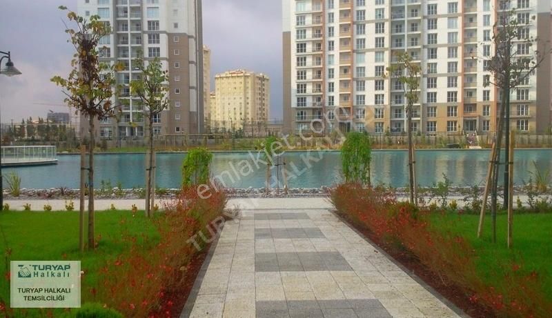 Atakent Avrupa Konutları 3 Sitesi Büyük 1+1 93 M2 Satılık Daire