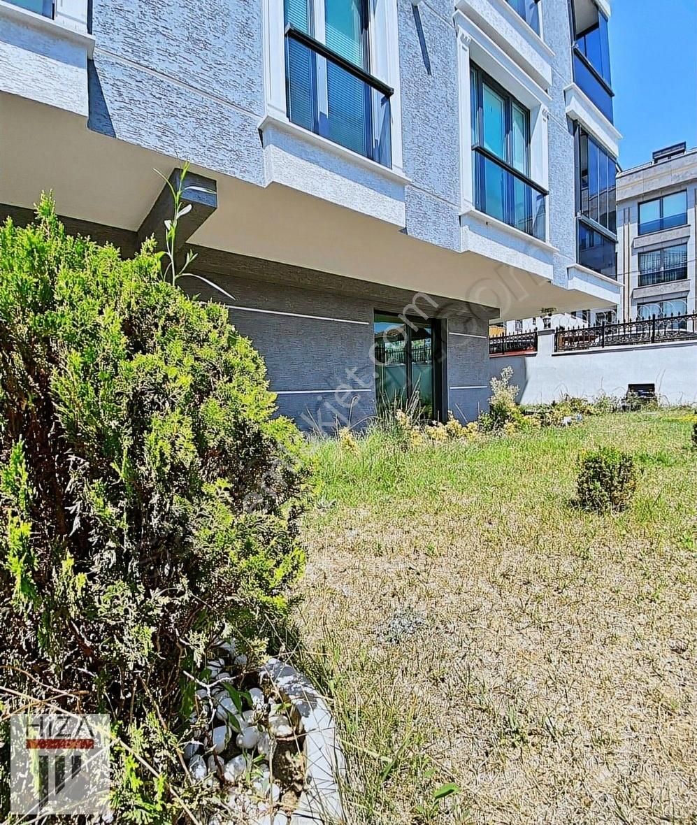 Villa Tipi 80m2 Bahçe 7/24 Güvenlik Otopark İle Acil Satılık 2+1
