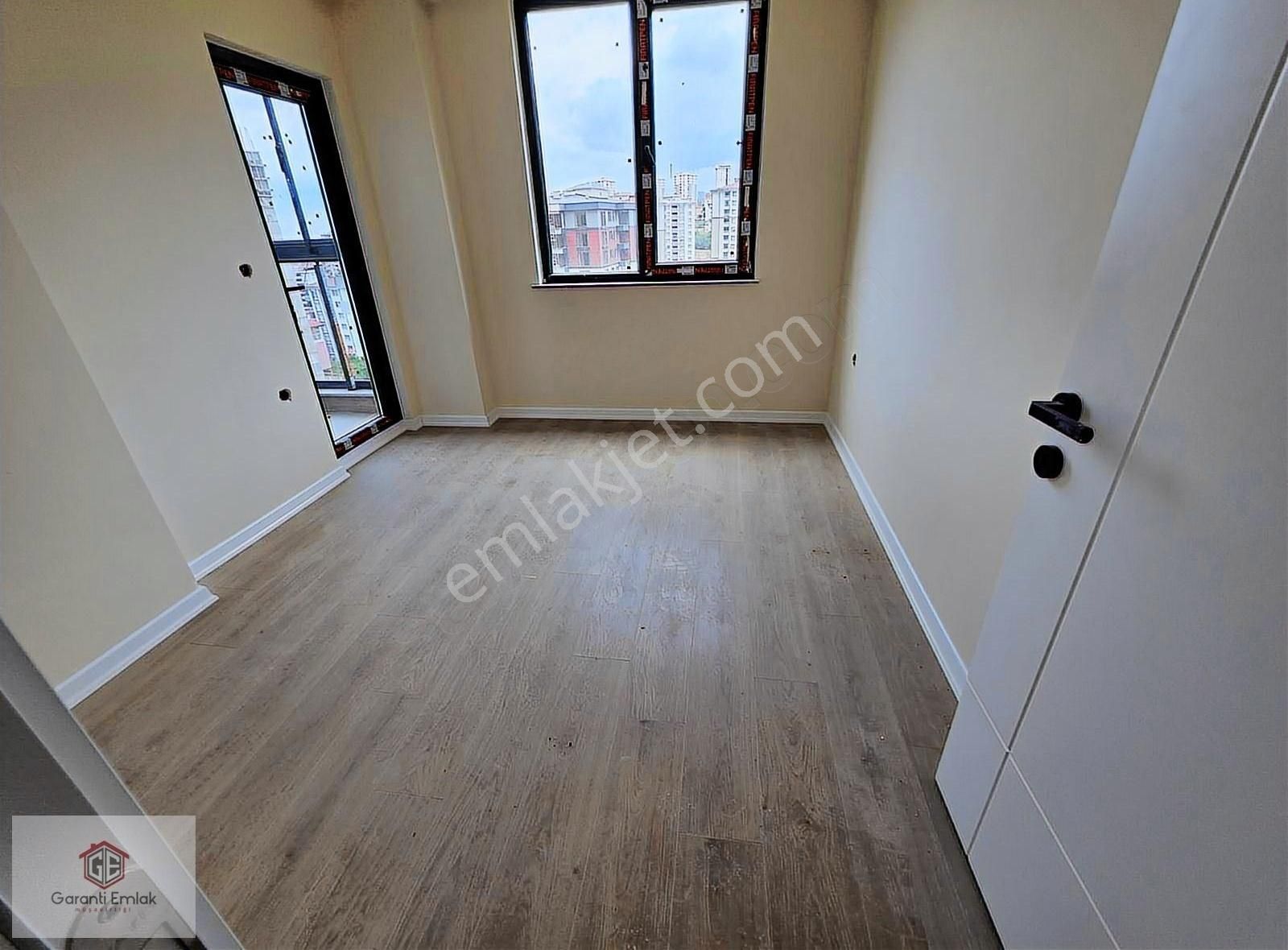 Bucak Mah Araştırma Hst Mevkii Satılık Sitede 140m2 Daireler