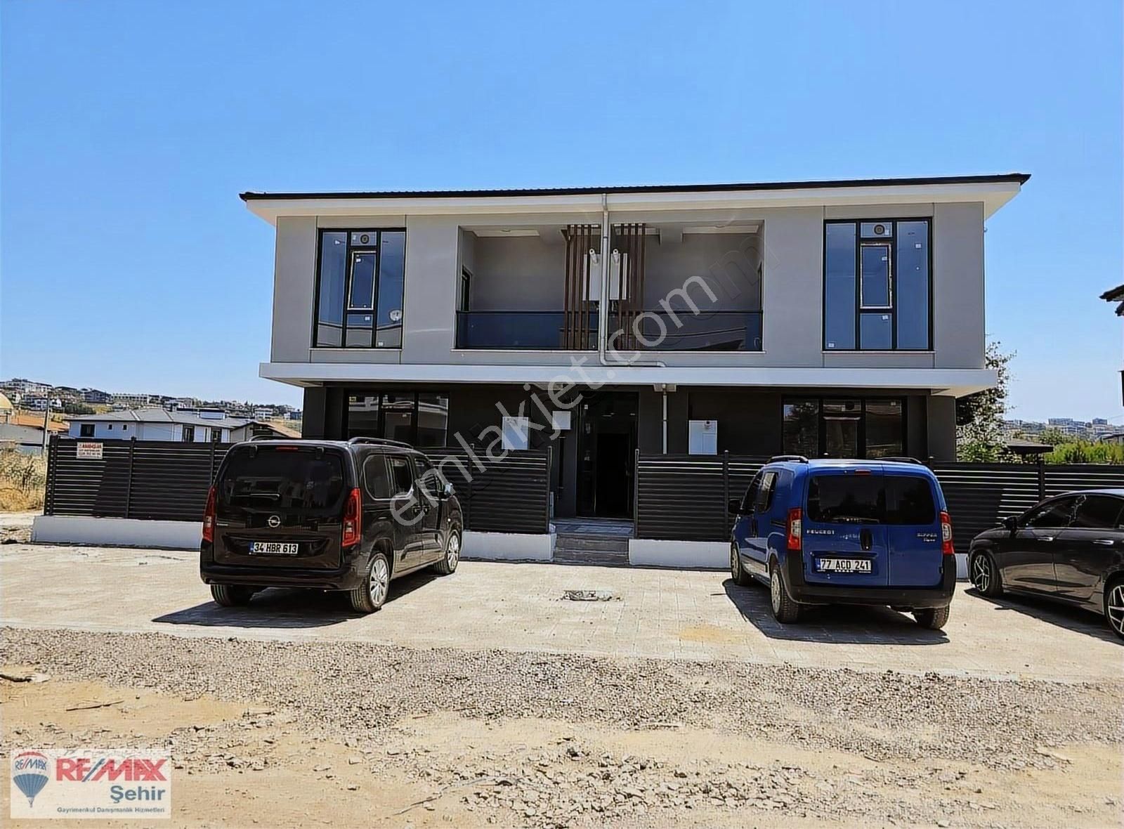 Yalova Merkez Kadıköy Kiralık Yeni Binada 1+1 Daire