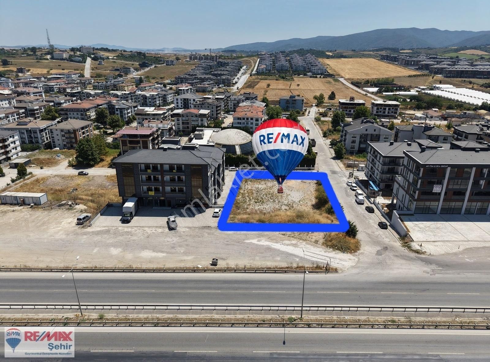 Yalova Merkez Bursa Yoluna Cephe Satılık Arsa