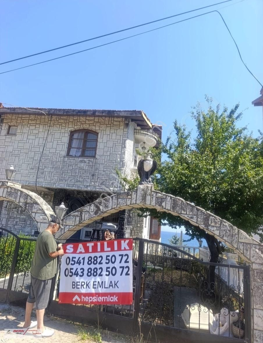Tekirdağ Süleymanpaşa Bahçelievlerde Satılık Denize Sıfır Villa - Görsel 16