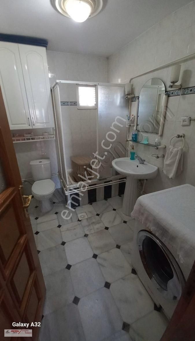 Tekirdağ Süleymanpaşa Bahçelievlerde Satılık Denize Sıfır Villa - Görsel 3