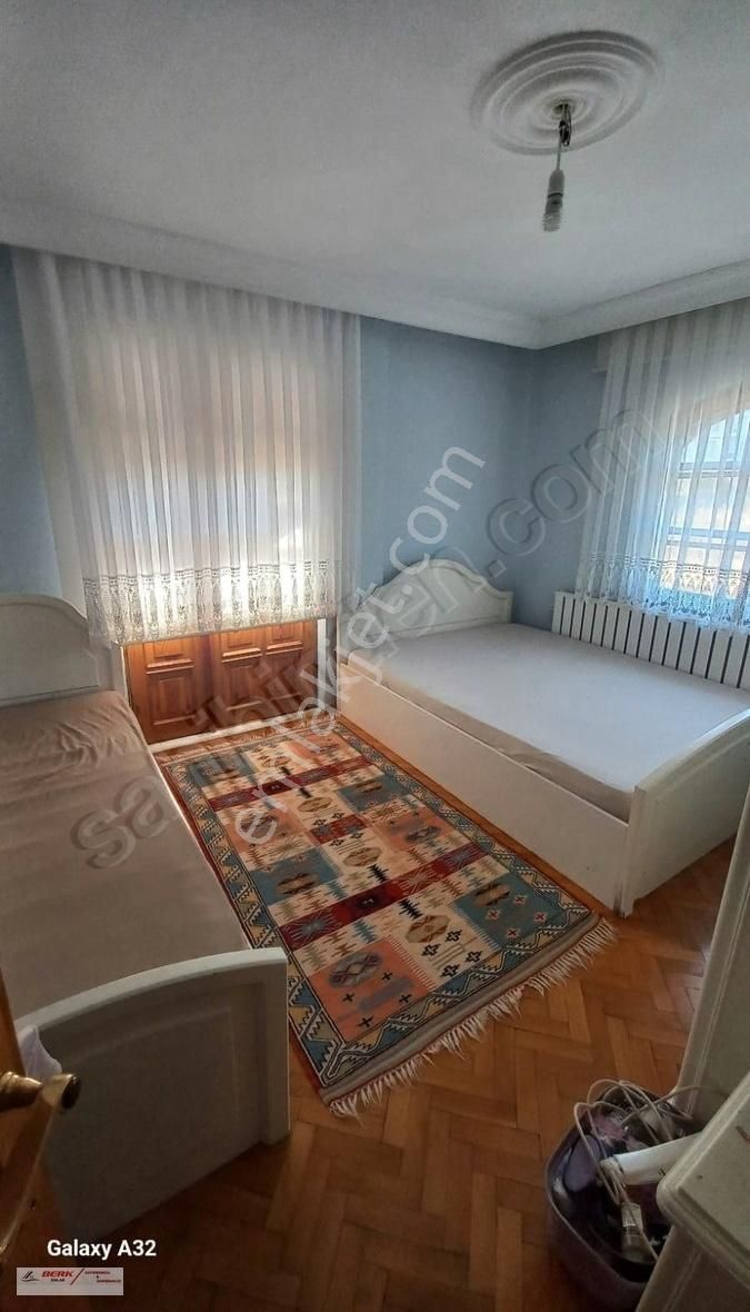 Tekirdağ Süleymanpaşa Bahçelievlerde Satılık Denize Sıfır Villa - Görsel 4