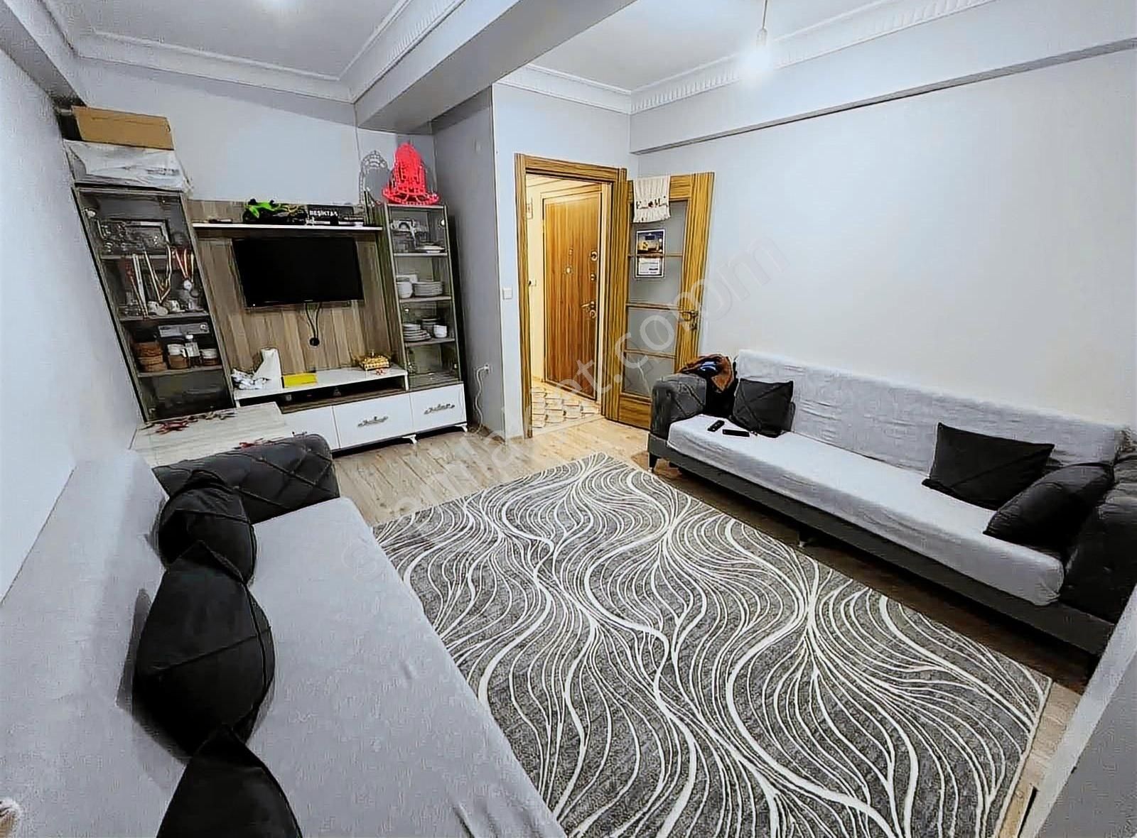 İkitelli M.akif İskanlı Yeni Daire 70m2 1+1 Mutfak Ayrı Balkonlu