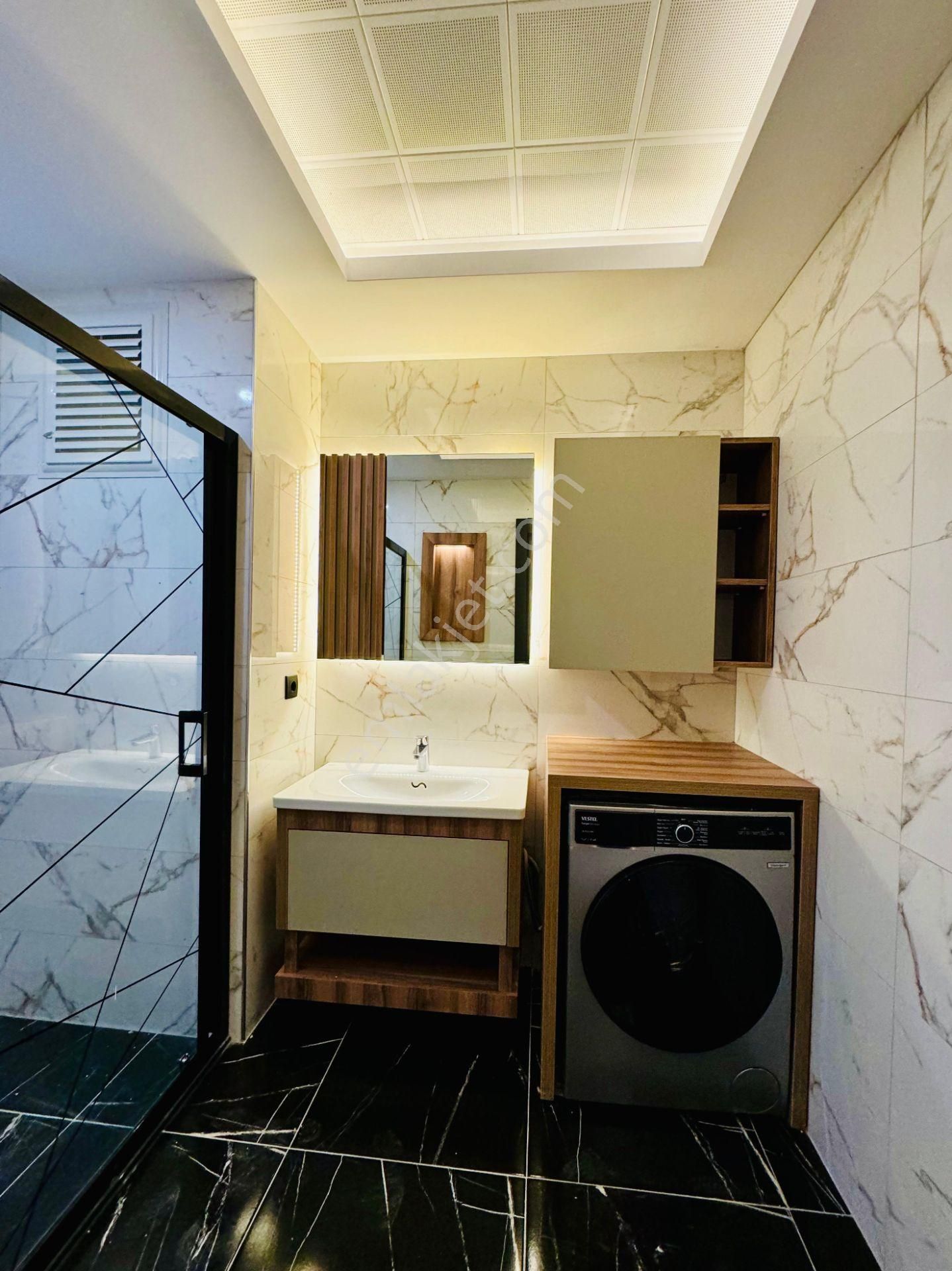 Kusadası Deniz Manzaralı Havuzlu Sitede 2+1 Residans Daire - Görsel 7