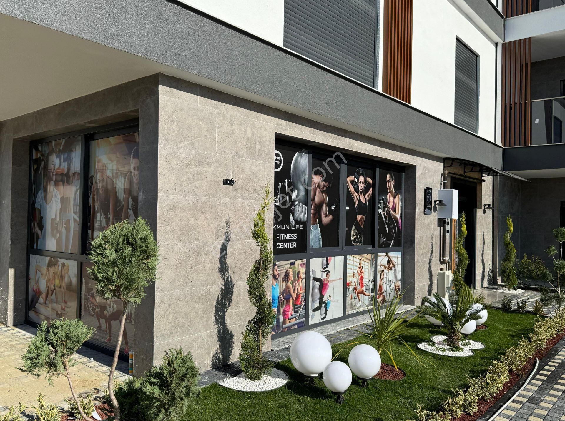 Kusadası Deniz Manzaralı Havuzlu Sitede 2+1 Residans Daire - Görsel 15