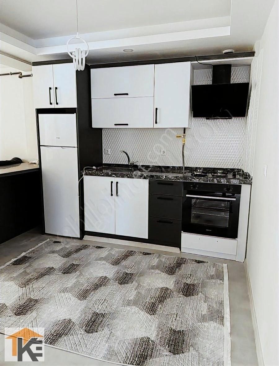 Karadeniz Emlak'tan Eşyalı Lüx 2+0 Fırsat! Daire - Görsel 4