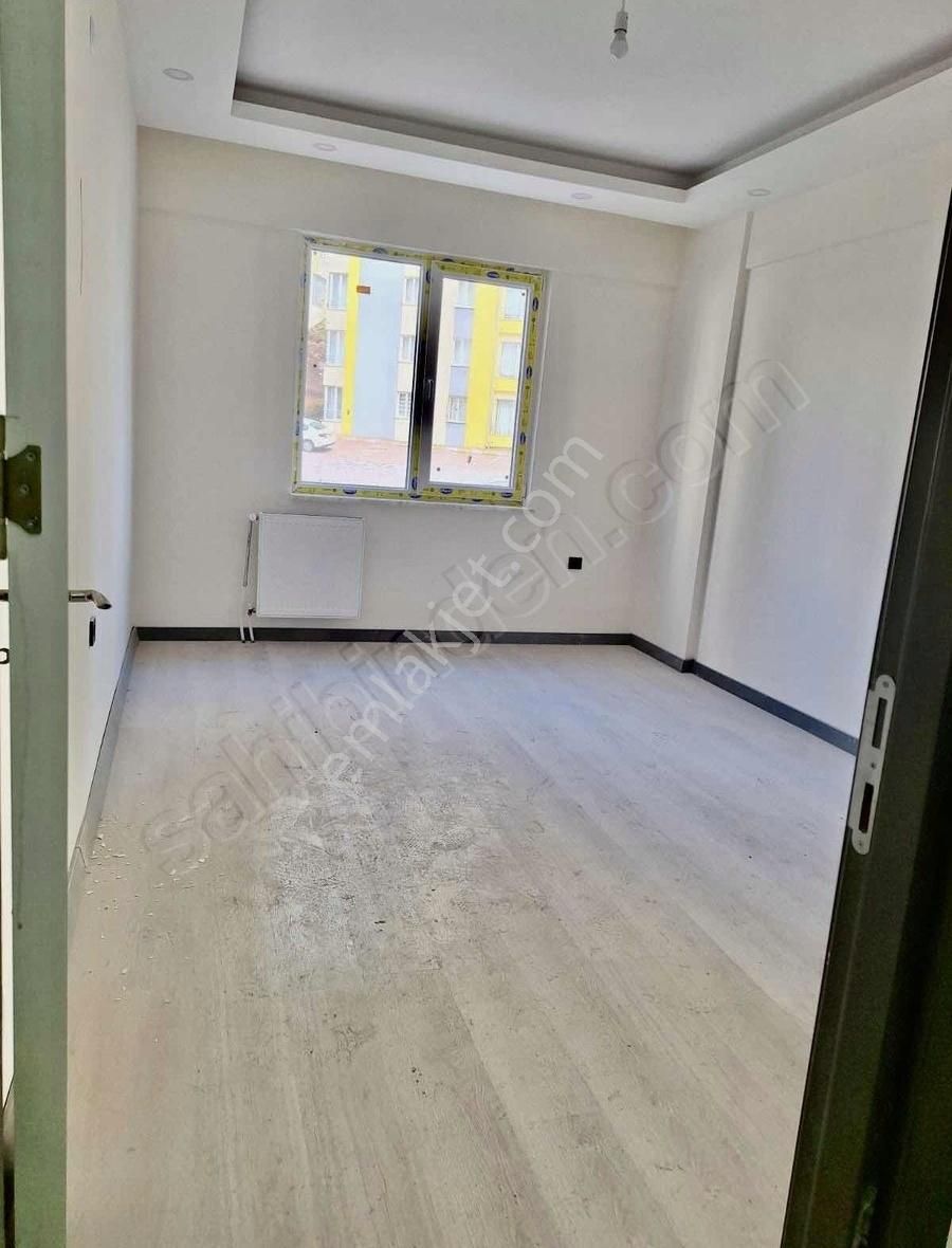Talas Papatya Caddesinde Bölgenin En Geniş 3+1 Dairesi