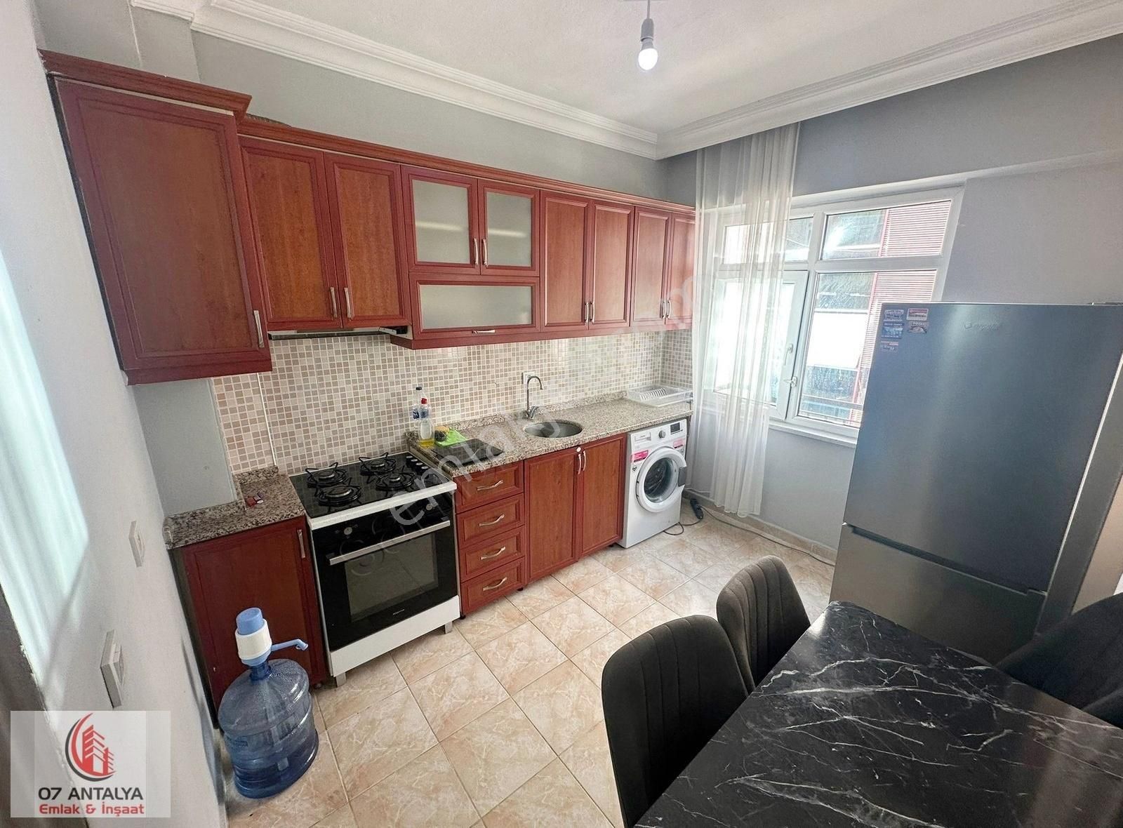 Muratpaşada - Kaçırılmaz Fırsat -2.kat 2+1 100 M2