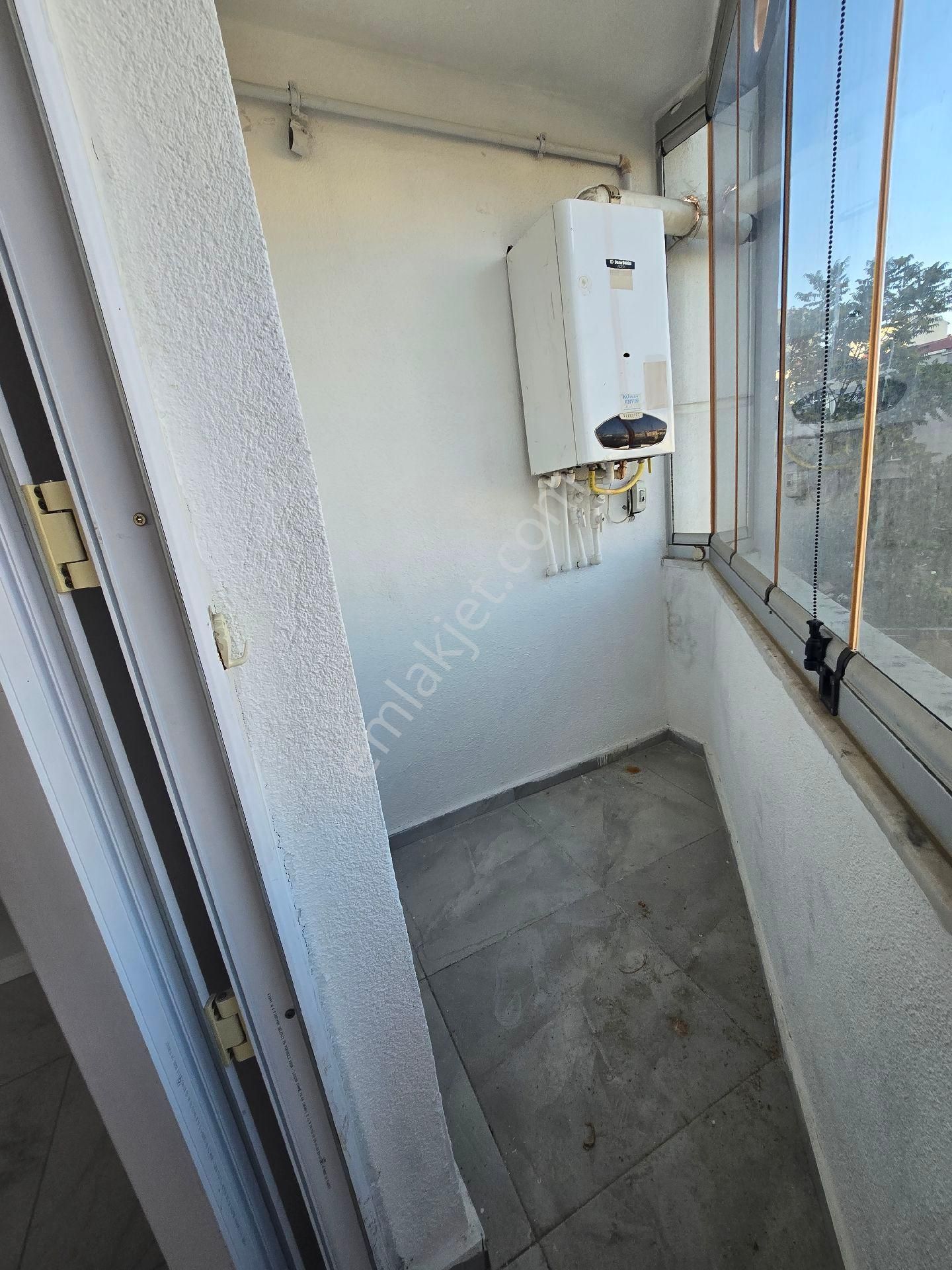 Güvercintepede Satılık 3+1 Asansörlü Otoparklı Ful+ful Butik Sıtede Lüx Daire - Görsel 18