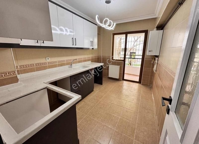 Derman'dan*diş Hastanesi Ark*3+1*y.giriş*105m2*karapürçek Mah
