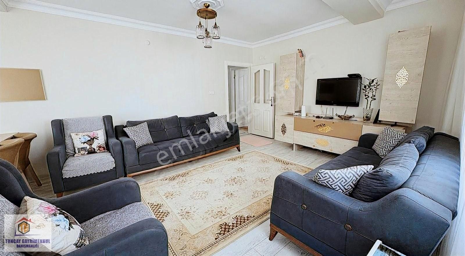 Halkalı Merkez Mah Krediye Uygun Yapılı 2+1 85 M2 Satılık Daire