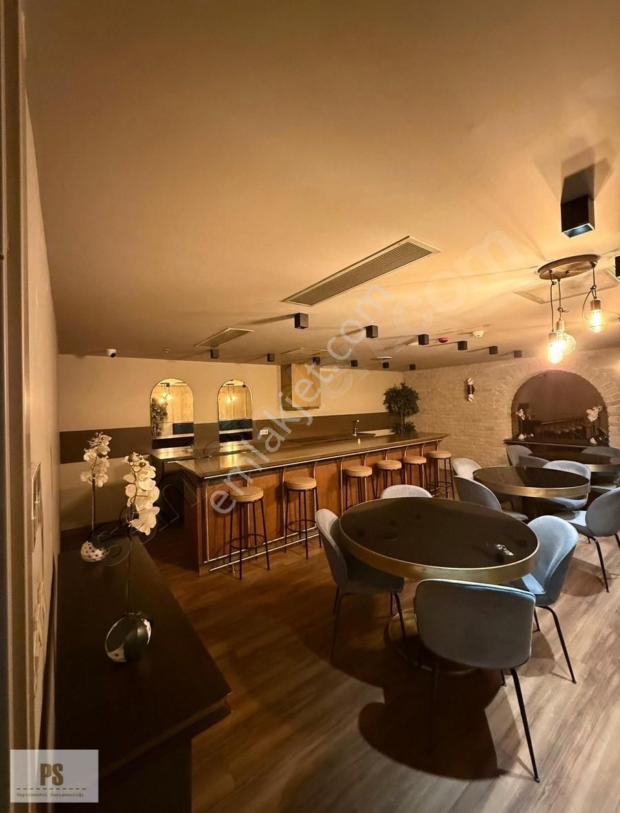 Satış Ve Kiralama Ofisinden Satılık Kiracılı 1+1 Daire