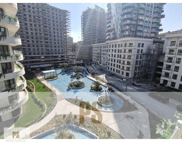 Nef Bahçelievler'de Kısa Katlı Blokta Kiralık 4,5+1