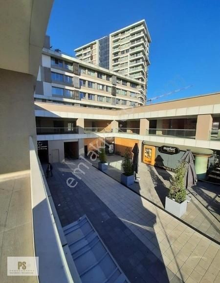 Satış Ve Kiralama Ofisinden Kiralık Dükkan
