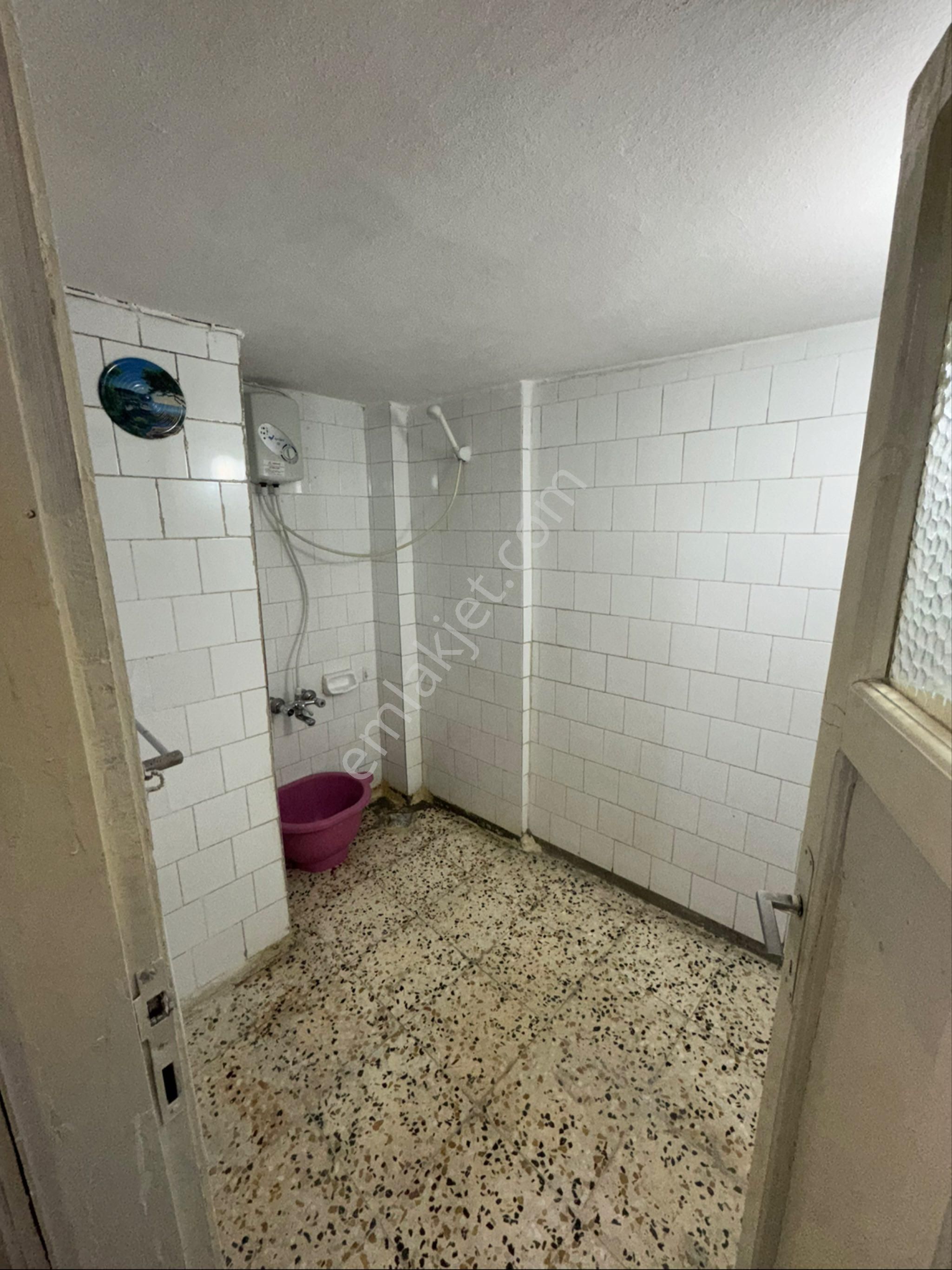 Vali Konağı Caddesinde 2+1 3.kat Eşyalı Köşe Başı Kiralık Daire - Görsel 19