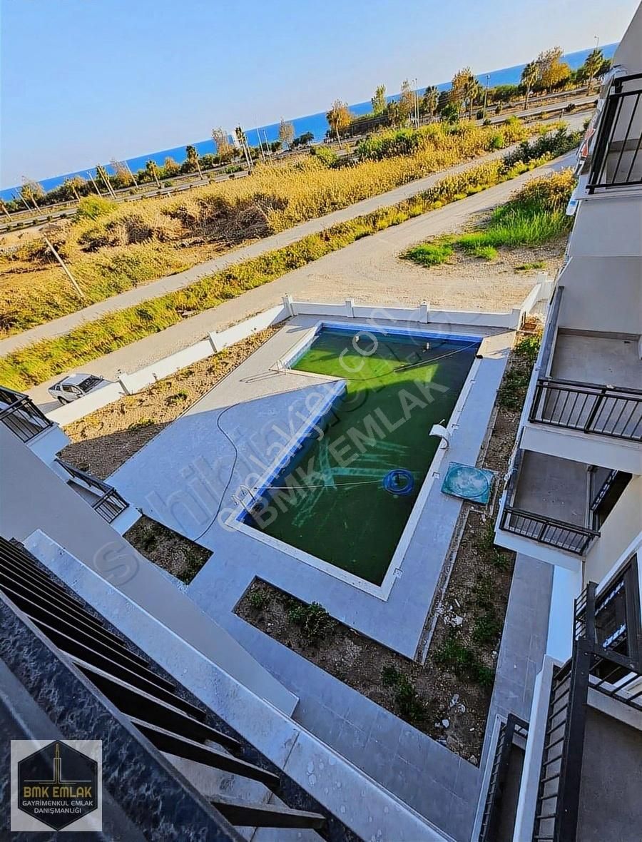 Antalya Finike Sahilde Denize Sıfır Satılık Daire - Görsel 2